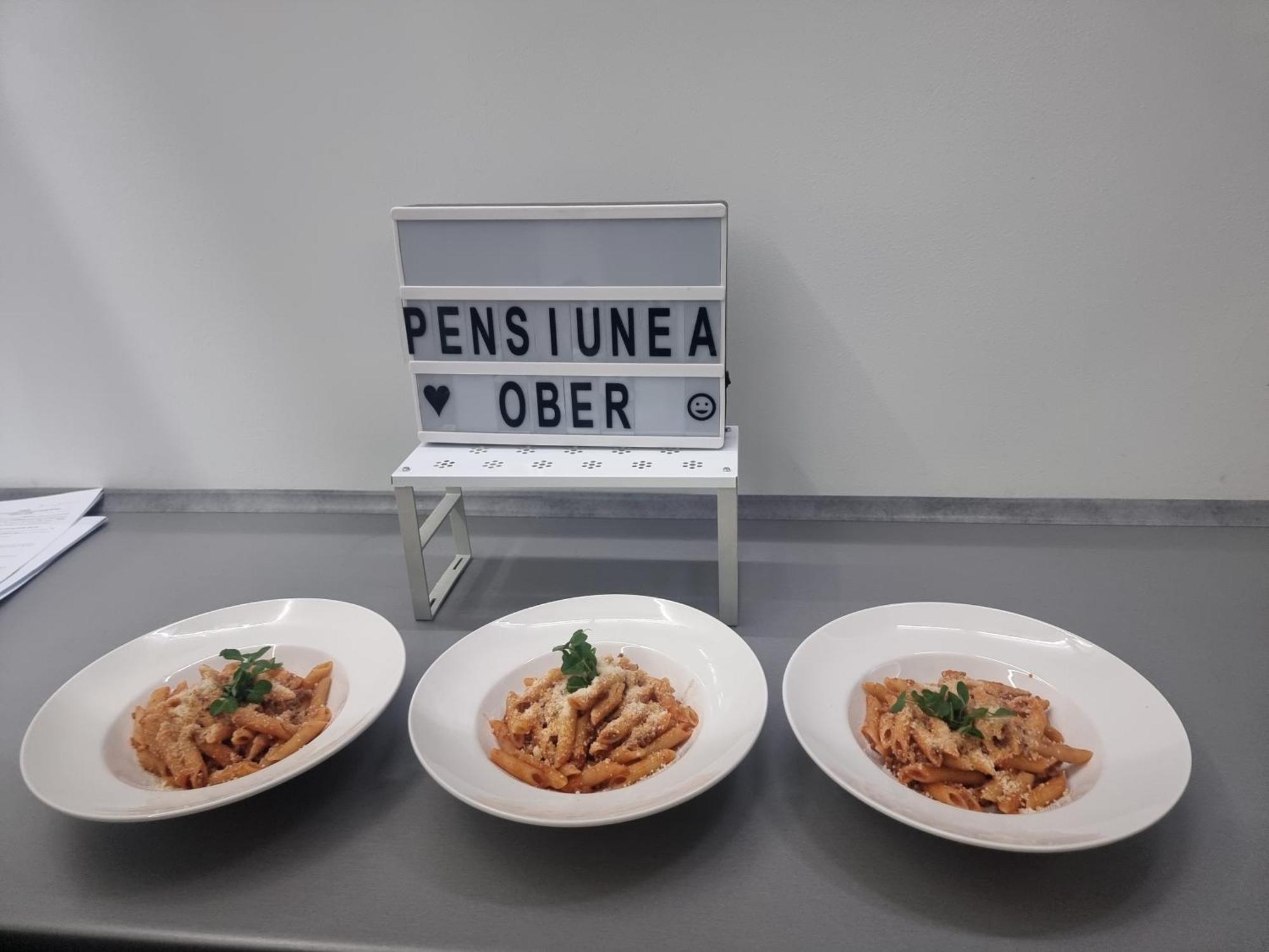 Pensiunea Ober Brasov Ngoại thất bức ảnh